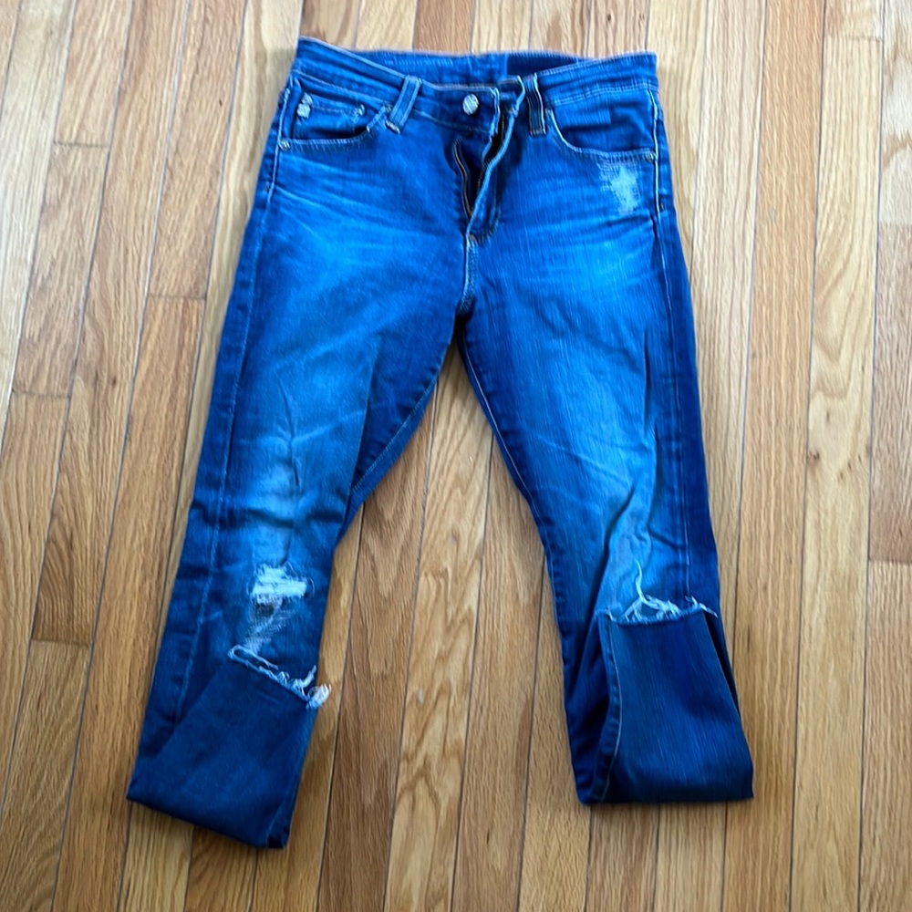 Gently used womens AG jeans sz 27